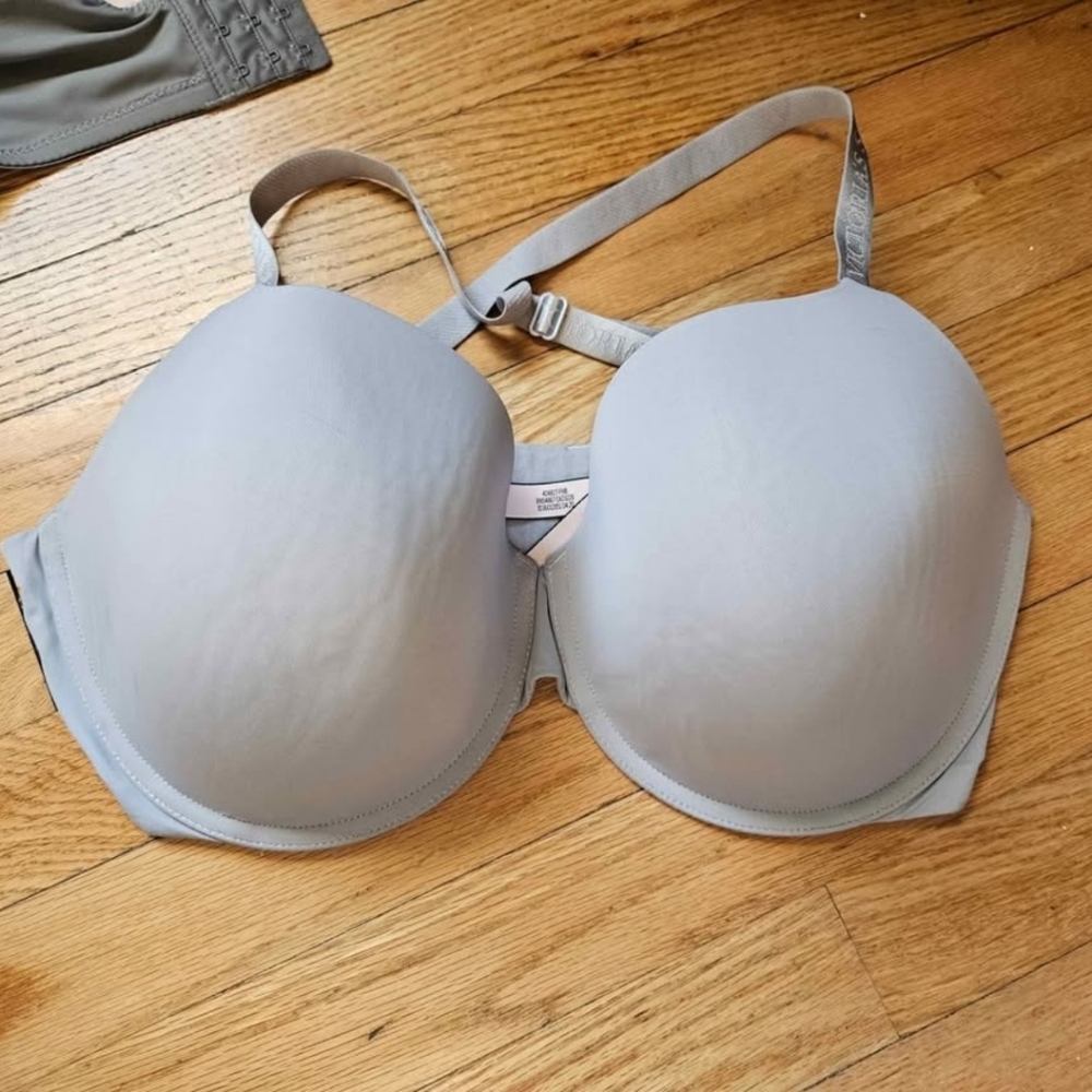 Victoria Secrets Bra 38DDD